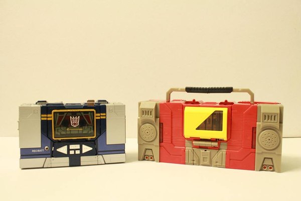 Keith's Fantasy Club Transistor MP Class Not Blaster Figure And Cassette Bot Images Revealed  (8 of 14)